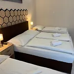 Palmas Vendégház Štúrovo