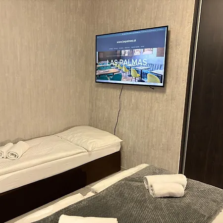 Las Palmas Penzión pre hostí 3*