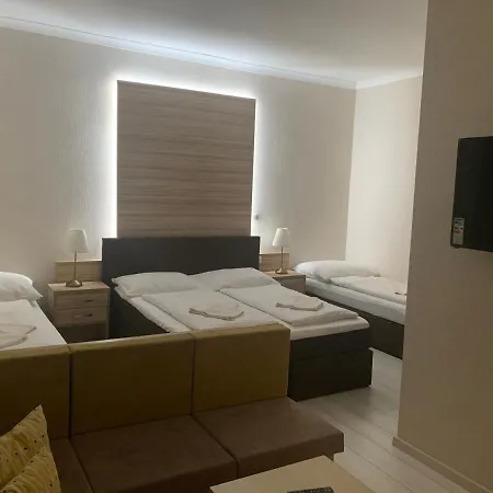 Palmas Casa de hóspedes Štúrovo